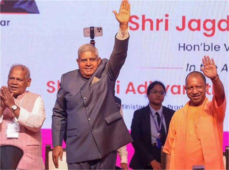 CM योगी की तारीफ करते नहीं थके उपराष्ट्रपति धनखड़